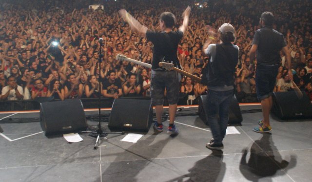 Discordia actu con gran xito en Valencia junto a Ska-p - 8