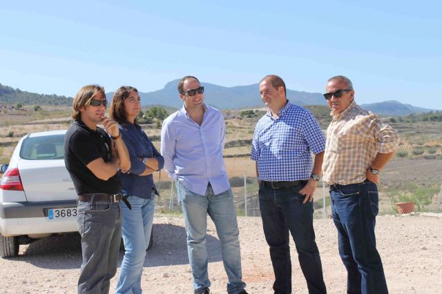La Comunidad destina más  de 157.000 euros para el asfaltado de caminos rurales del término municipal de Jumilla - 1, Foto 1