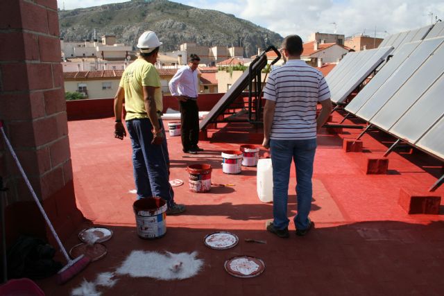 Comienzan las obras de eliminación de goteras en la cubierta del Pabellón de Deportes 'Loli de Gea' - 2, Foto 2