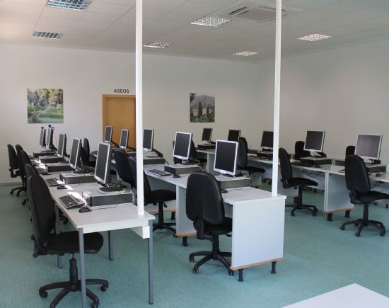 La Concejalía de Igualdad organiza un curso de informática básica que comenzará el próximo lunes - 1, Foto 1