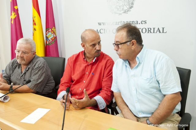 Los pájaros a examen en la nueva edición del Concurso-Exposición Ornitológico - 1, Foto 1