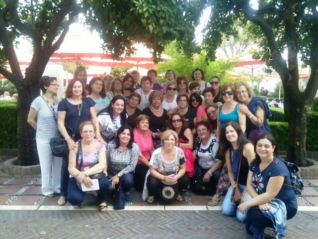 Las mujeres de Alguazas hacen una escapada turístico-cultural a tierras andaluzas - 1, Foto 1