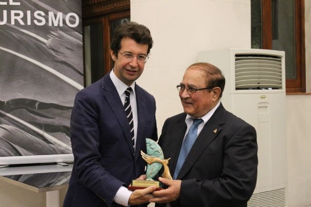 Juan Carlos Ruiz asegura en los premios Palomas del Turismo que “con el trabajo de todos la Región va a ser un destino turístico de referencia” - 1, Foto 1