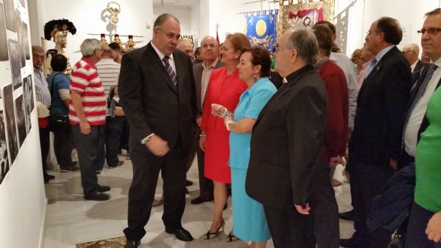 La belleza del bordado cofrade en la exposición Guiones de Pasión; El arte del bordado - 2, Foto 2