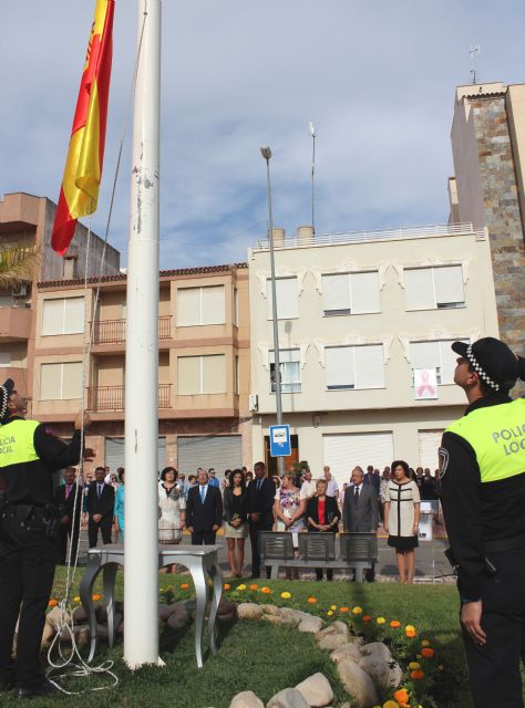 Puerto Lumbreras se suma al acto homenaje de la bandera de España con motivo del Día de la Hispanidad - 2, Foto 2