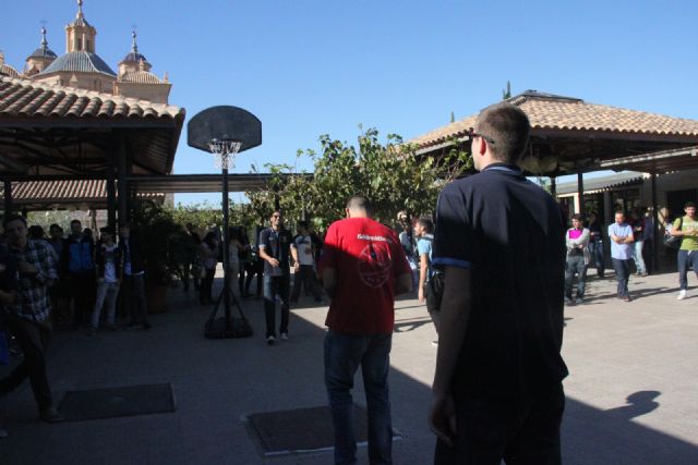 El UCAM Murcia CB visita la semana informativa de la universidad - 3, Foto 3