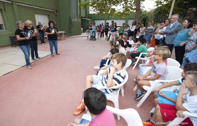 Los chavales de APANDA festejaron el Día Internacional de las Personas Sordas - 4, Foto 4