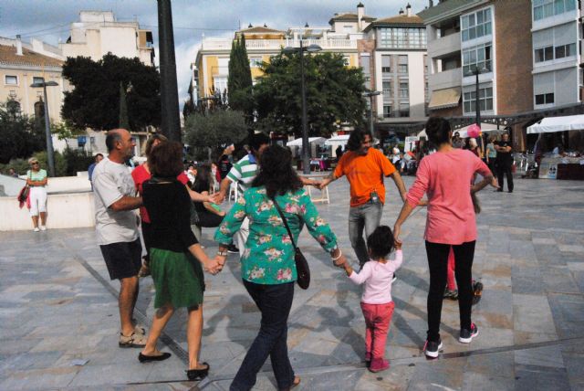 Éxito de participación en la cuarta edición la Plaza Solidaria en la que se dieron cita un total de dieciséis asociaciones, Foto 4