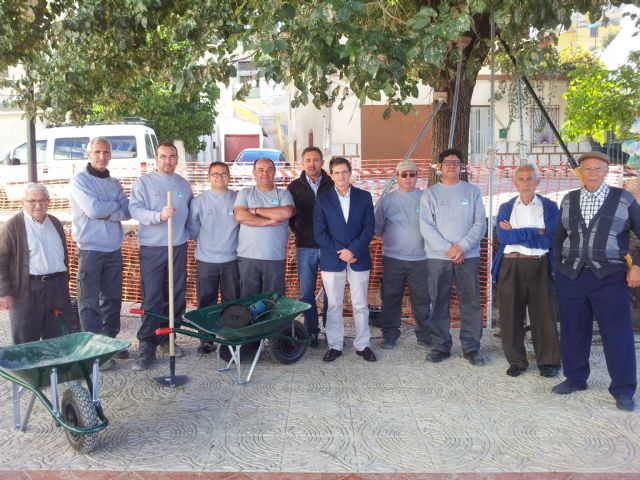 El Ayuntamiento contrata a 6 desempleados lorquinos que desarrollarán un nuevo programa de obras y mejora estética en las pedanías altas - 2, Foto 2
