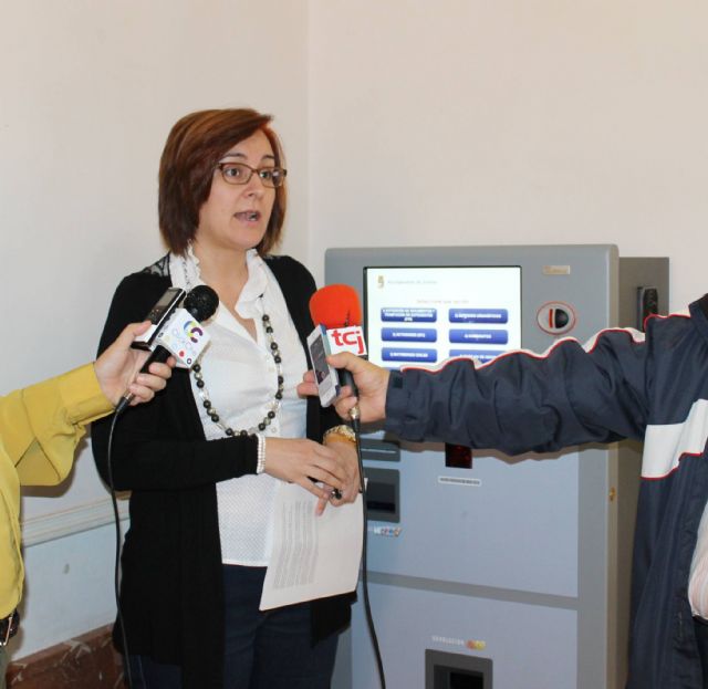 El Ayuntamiento ya cuenta con una máquina para el pago de tasas y tributos municipales - 2, Foto 2
