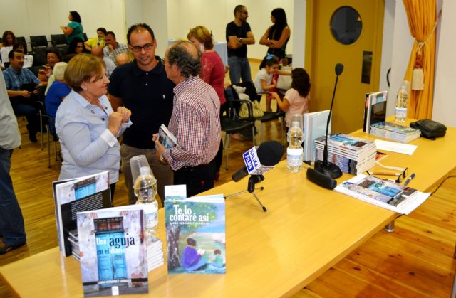 La escritora aguileña Laura Hernández presenta dos libros editados este año - 1, Foto 1