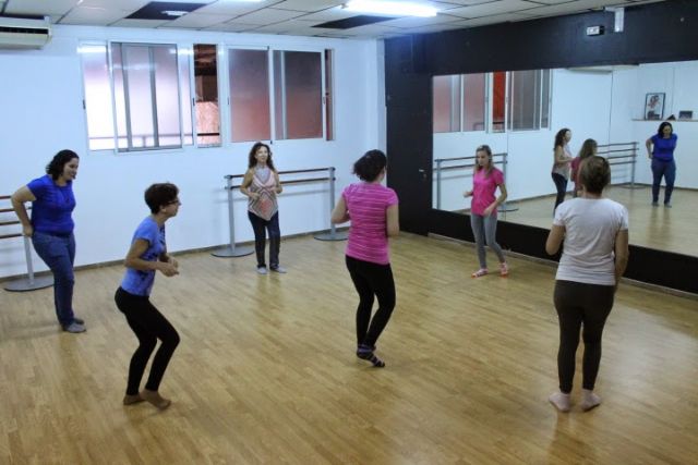 D'Genes users enjoy an introductory workshop to dance therapy, Foto 2