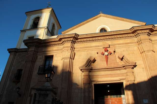 El Sr. Obispo preside la Misa de acción de gracias por la reapertura de la parroquia de Santiago Apóstol de Lorca - 2, Foto 2