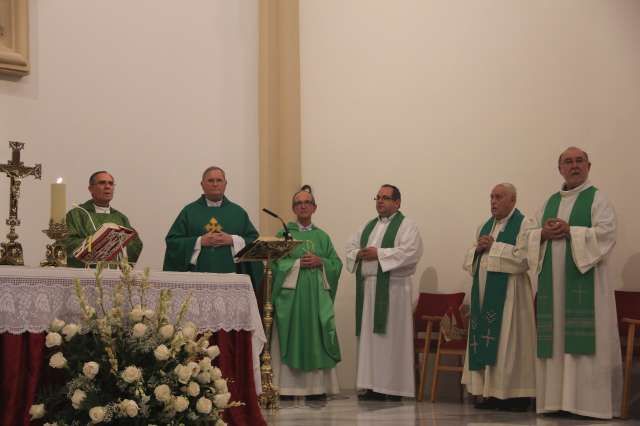 El Sr. Obispo preside la Misa de acción de gracias por la reapertura de la parroquia de Santiago Apóstol de Lorca - 3, Foto 3