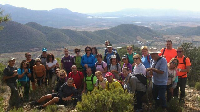 La concejalia de Deportes organizó una ruta de senderismo por la Zarzadilla de Totana, Foto 6