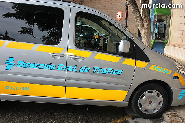 Totana y Alhama refuerzan la seguridad vial con un vehculo especializado cedido por la Jefatura Provincial de Trfico - 5