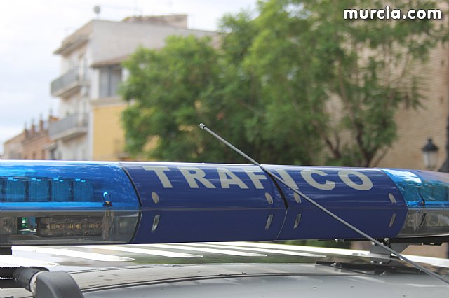 Totana y Alhama refuerzan la seguridad vial con un vehculo especializado cedido por la Jefatura Provincial de Trfico - 11
