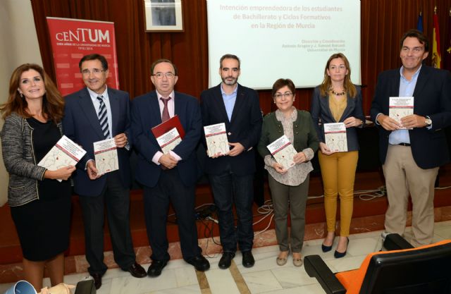 Un estudio de la Universidad de Murcia resalta la importancia de la educación en la vocación emprendedora de los adolescentes - 2, Foto 2