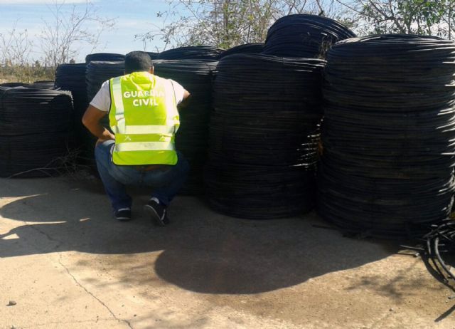 La Guardia Civil desmantela una organización delictiva dedicada a la sustracción de materiales agrícolas - 1, Foto 1