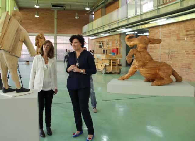 La exposición Itinerancias: Talla Contemporánea llega a la Sala de Exposiciones del Complejo Cultural Auditorio de Puerto Lumbreras - 1, Foto 1