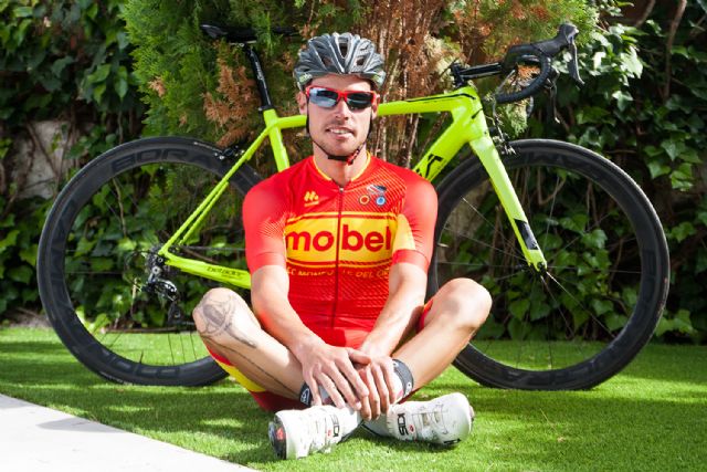 El ciclista totanero Mario García ya luce el maillot de Campeón de España de Ciclismo en categoría Sénior, Foto 1