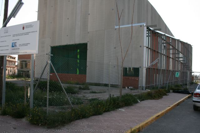 Exposición en un auditorio fantasma a medio construir - 1, Foto 1
