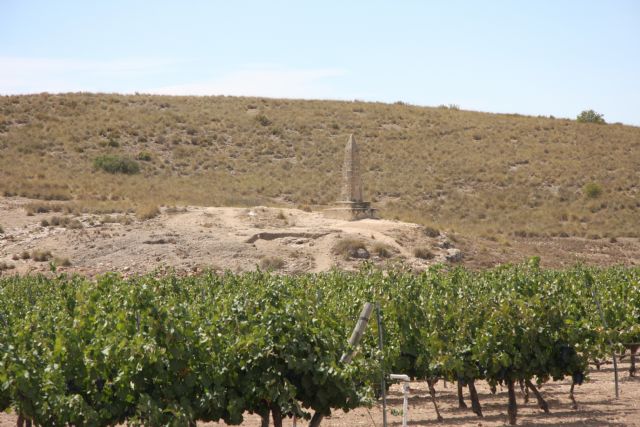 Arqueólogos de la Universidad de Murcia localizan los restos de un templo romano en el yacimiento de la Dama Oferente - 2, Foto 2