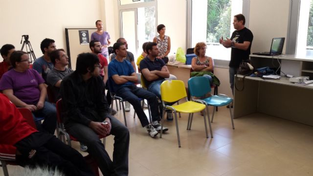 Garranzo compartió su experiencia en el Everest con jóvenes del proyecto Garantía Juvenil - 1, Foto 1