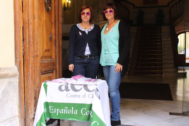Jumilla sigue luchando contra el cáncer de mama, hoy con mesas informativas y el domingo con la II Marcha por la Mujer - 3, Foto 3