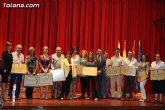 El Ayuntamiento de Totana entrega los reconocimientos a los colegios 'Santiago', 'Santa Eulalia' y 'Tierno Galvn' por sus aniversarios