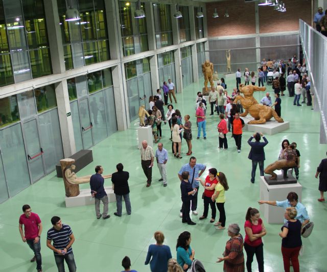 Inaugurada la exposición Itinerancias: Talla Contemporánea en la Sala de Exposiciones del Complejo Cultural Auditorio de Puerto Lumbreras - 3, Foto 3