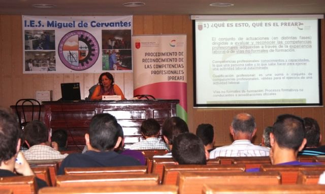 La Comunidad acredita la experiencia laboral de más de 1.700 profesionales de distintos sectores desde el año 2010 - 1, Foto 1