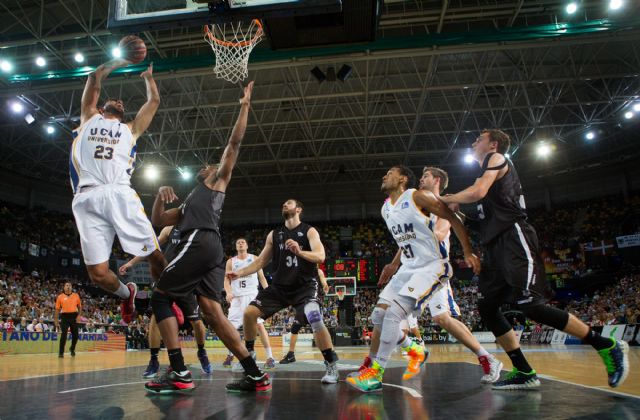 Al UCAM Murcia le falta tiempo para pelear la victoria - 3, Foto 3