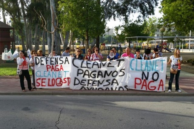 Podemos Murcia apoya la Huelga Indefinida de las Limpiadoras de Centros Militares, tras casi tres meses sin cobrar - 1, Foto 1