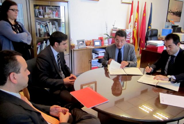 El Ayuntamiento de Lorquí firma dos convenios con el SEF para fomentar y fortalecer el empleo en el municipio - 3, Foto 3