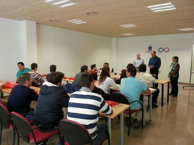 21 personas reciben formación en prevención de riesgos laborales en el Centro de Empleo - 1, Foto 1