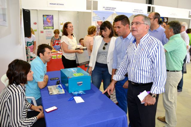 Éxito rotundo de la Feria de Asociaciones del Octubre Joven en Águilas - 3, Foto 3