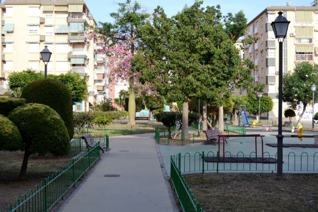 El Ayuntamiento consigue un ahorro del 80% con las nuevas luminarias de la Plaza Gutiérrez Mellado y su entorno - 1, Foto 1