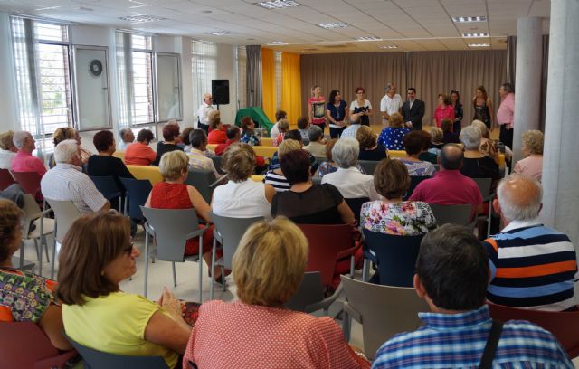 Los mayores torreños pasan un día de convivencia con sus hermanos de San Javier - 1, Foto 1