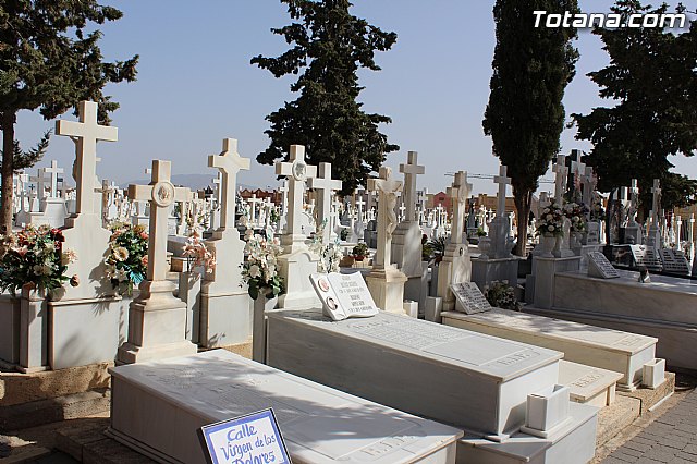 El Ayuntamiento pone a punto el Cementerio Municipal 