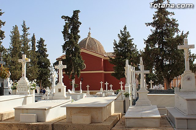 El Ayuntamiento pone a punto el Cementerio Municipal 