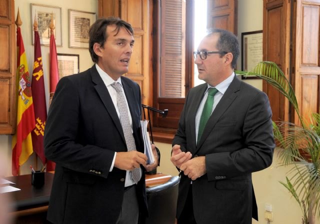 Educación destaca el apoyo del Consejo Social de la UMU a los estudiantes universitarios en su búsqueda de empleo - 1, Foto 1