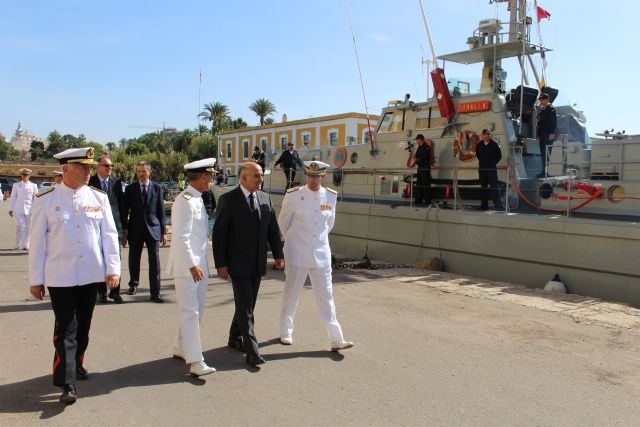 Garre destaca la importancia de reforzar la colaboración entre la Administración regional  y las unidades de la Armada Española - 2, Foto 2
