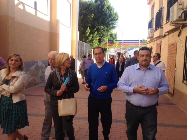 El Alcalde visita en Espinardo las obras del nuevo pabellón polivalente y la Plaza de la Constitución del Espíritu Santo - 1, Foto 1