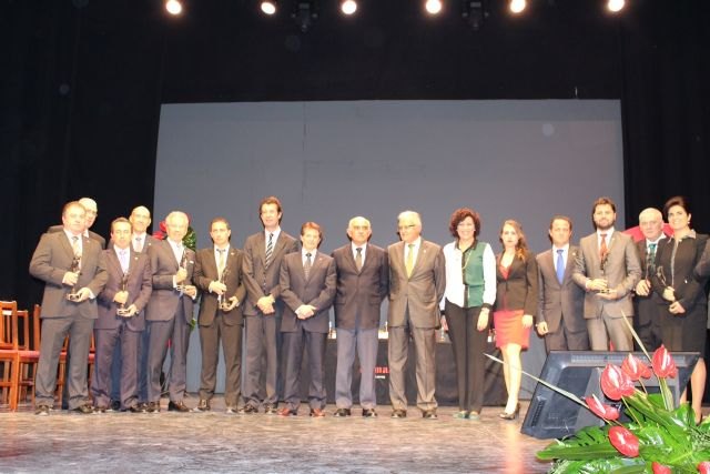 Garre ofrece el compromiso de un Gobierno de verdadero servicio público para saber escuchar y actuar en consecuencia - 1, Foto 1