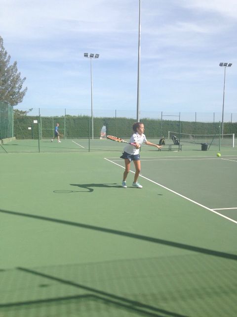 Gran comienzo de la Liga Regional Interescuelas del equipo del Club de Tenis Totana, Foto 6