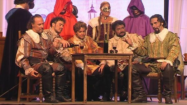 Quinientas personas aplaudieron al Don Juan, de Los Amigos del Tenorio, en el cementerio de San Javier - 1, Foto 1