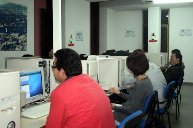 El paro cae en Alguazas un 7,56% en el último año - 2, Foto 2