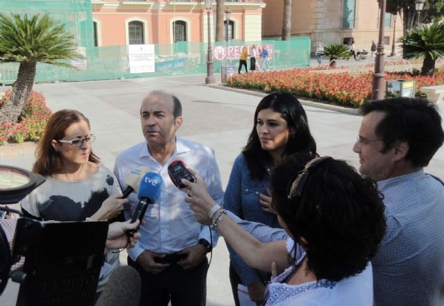 El Grupo Socialista exigirá en Pleno más dinero para becas de comedores, libros de texto y material escolar - 1, Foto 1