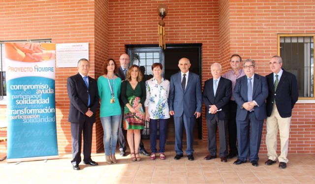 El presidente Alberto Garre visita el centro de Proyecto Hombre en El Palmar - 1, Foto 1